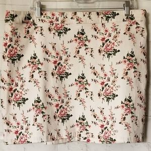Forever21 plus size pink floral skirt